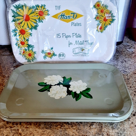 Han-D Other - VTG METAL TRAYS AND PLATES